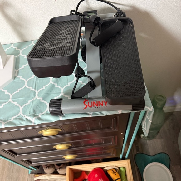 Gray Exercise Equipment - Picture 2 of 4